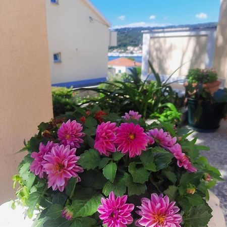 Apartmán Marovito Supetarska Draga Exteriér fotografie