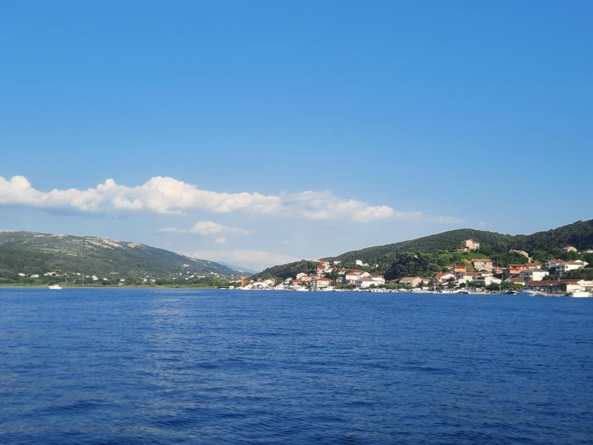 Apartmán Marovito Supetarska Draga Exteriér fotografie