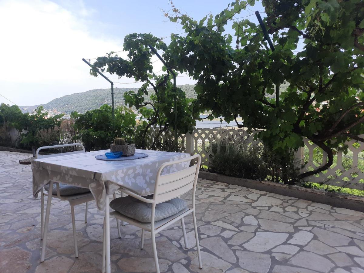 Apartmán Marovito Supetarska Draga Exteriér fotografie